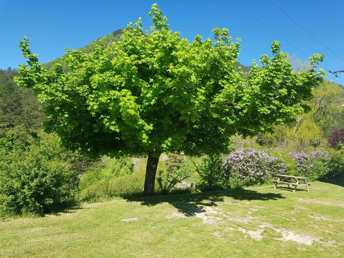 קסטלאנטה Camping Calme Et Nature מראה חיצוני תמונה